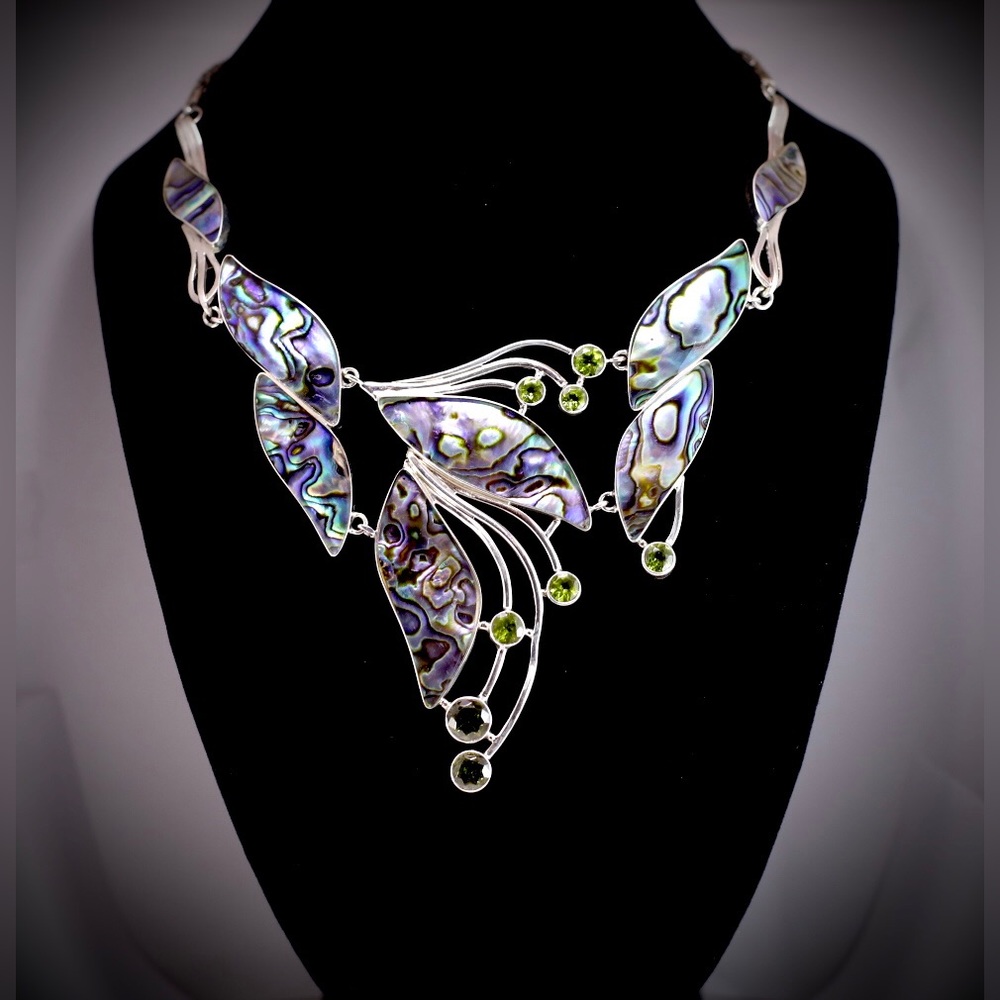 (New) Multicolor Abalone Shell W/ Peridot Gem Sto… - image 3